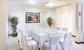 Hotel Corregidor by Cassana