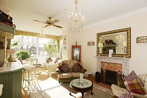 Cleveland Hotel