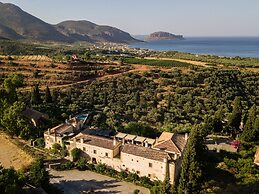 Kinsterna Hotel