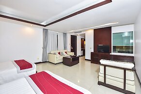 Independence Hotel by Dara