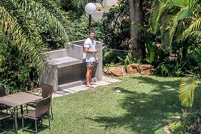 THE SANDRINGHAM B&B AND SELF-CATERING