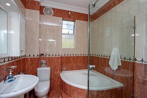 THE SANDRINGHAM B&B AND SELF-CATERING