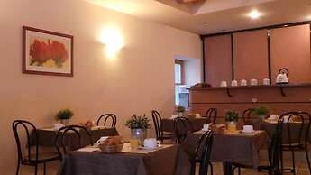Logis Hôtel Saint Jacques