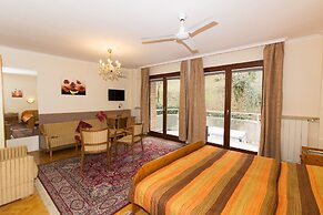 Budavar Bed and Breakfast