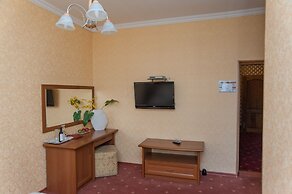 Diplomat Club Hotel