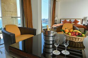 Hollywood Inn Hotel
