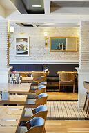 Artur Hotel
