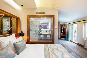 Artur Hotel
