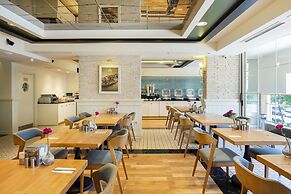Artur Hotel