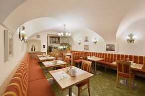Hotel Krone 1512