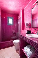 Avant Garde Suites
