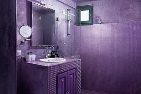 Avant Garde Suites