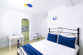 Avant Garde Suites