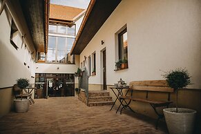 Hotel Belassi