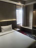 Crystal Inn