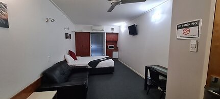 Ayr Travellers Motel