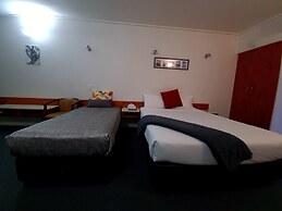 Ayr Travellers Motel