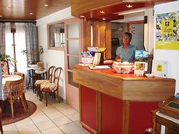 Bon Séjour Hotel