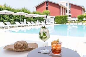 Red's Redaelli Hotel