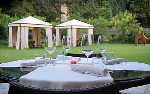 Red's Redaelli Hotel