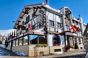 Le Cedrus Hotel