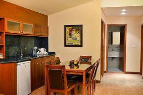 Le Cedrus Hotel