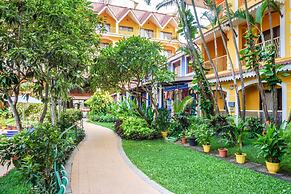 Acron Candolim Regina