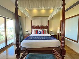 Acron Candolim Regina