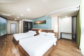 Sunset Hotel