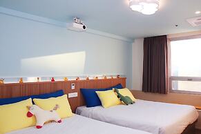 Kolon Hotel