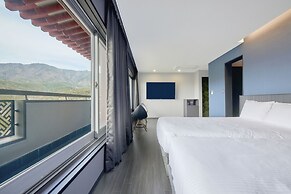 Kolon Hotel