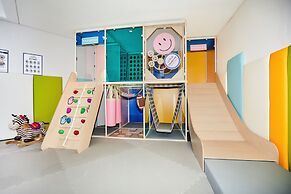 Kolon Hotel
