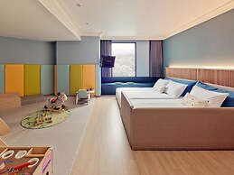 Kolon Hotel