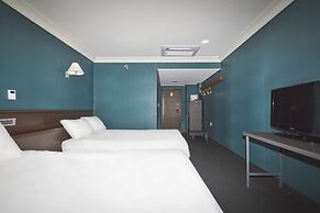 Kolon Hotel