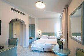 Cavour 30TRE - Hotel Moderno