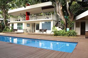 Hotel Contempo