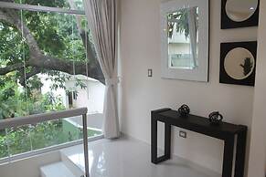 Hotel Contempo