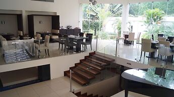 Hotel Contempo