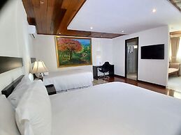 Hotel Contempo