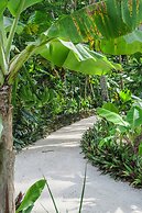 Erakor Island Resort & Spa