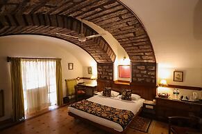 WelcomHeritage Bal Samand Lake Palace