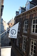 Hotel Dis