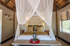 Mohlabetsi Safari Lodge
