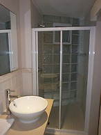 Glaston House 206 Apartment