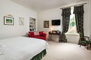 Warwick Hall