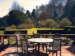 Warwick Hall