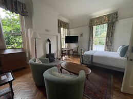 Warwick Hall