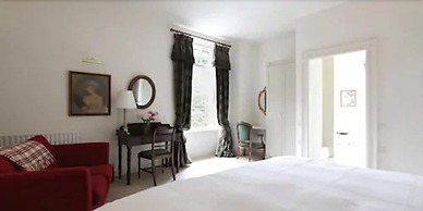 Warwick Hall