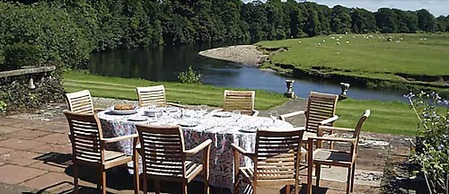 Warwick Hall