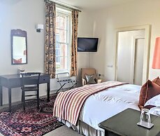 Warwick Hall